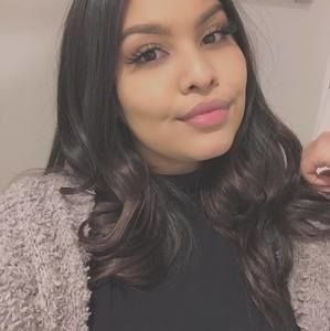 Meet your Posher, Alexia